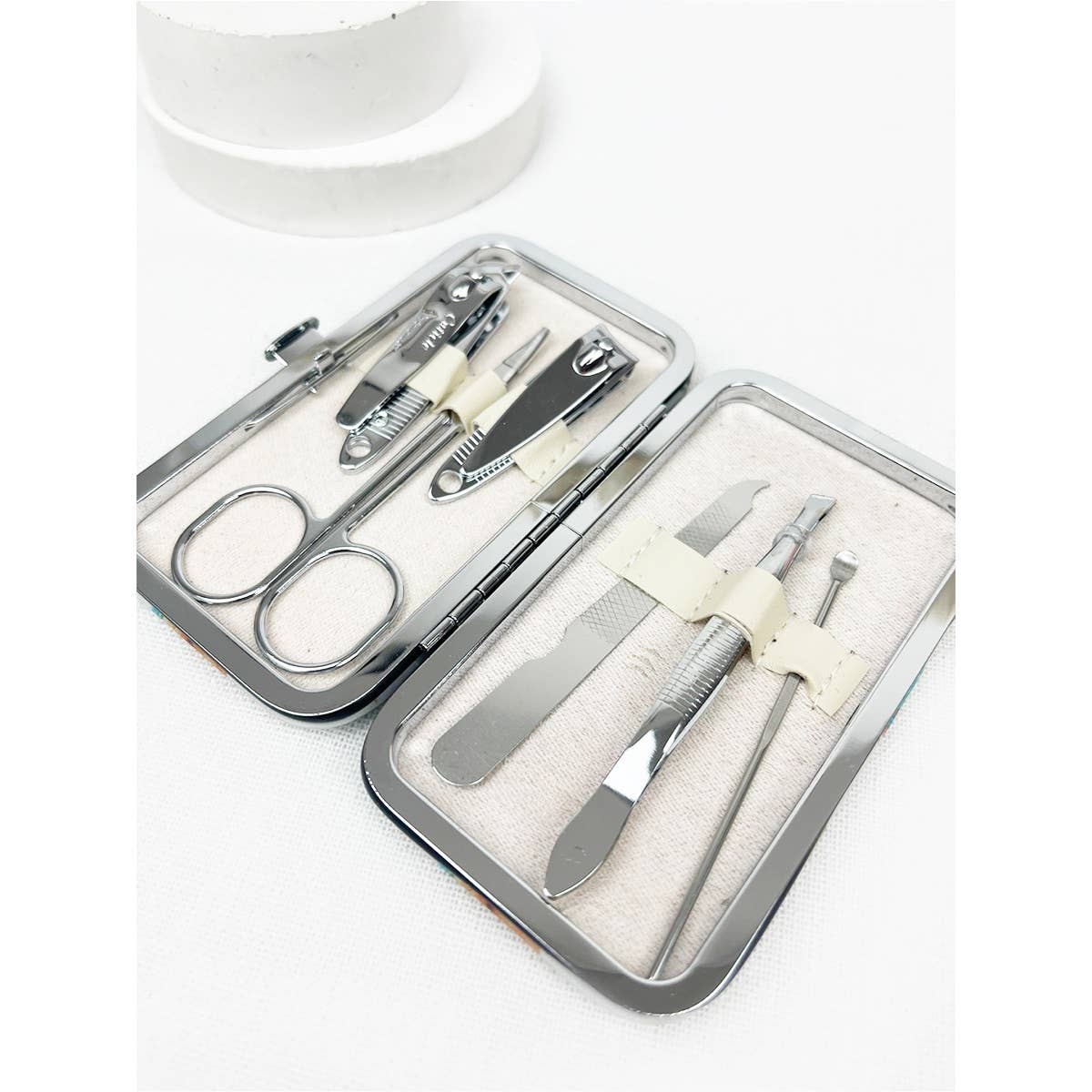 Personal Mani and Pedi Kit care tools with case