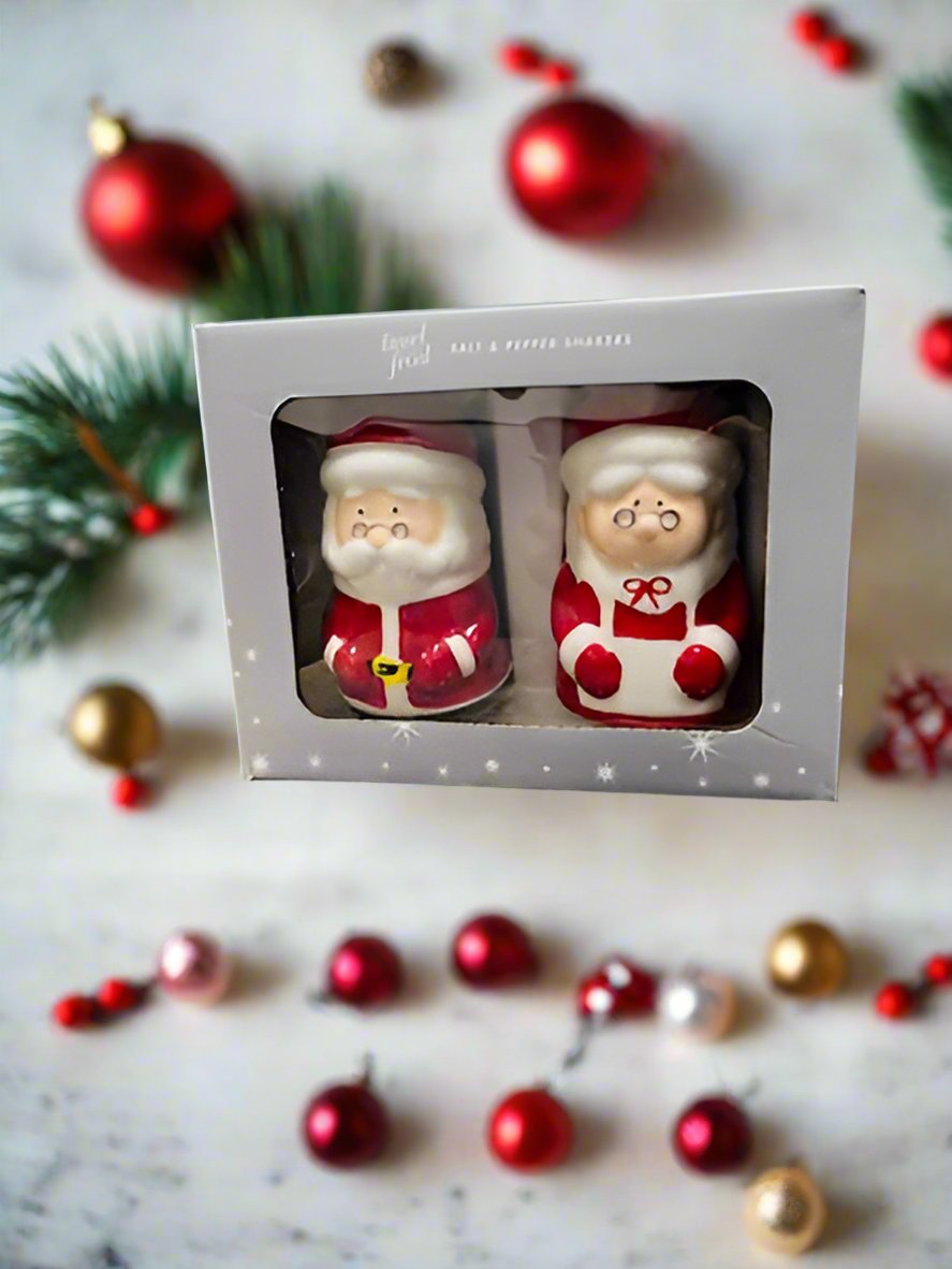 Santa Salt N' Pepper Shakers